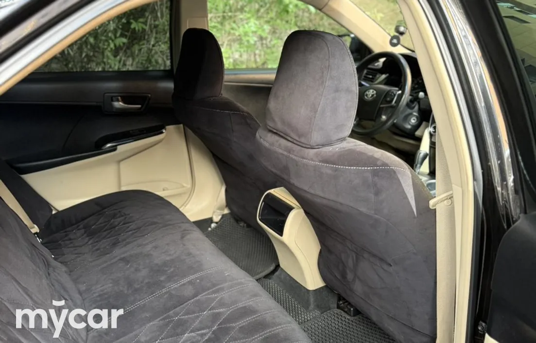 Toyota Camry 2012