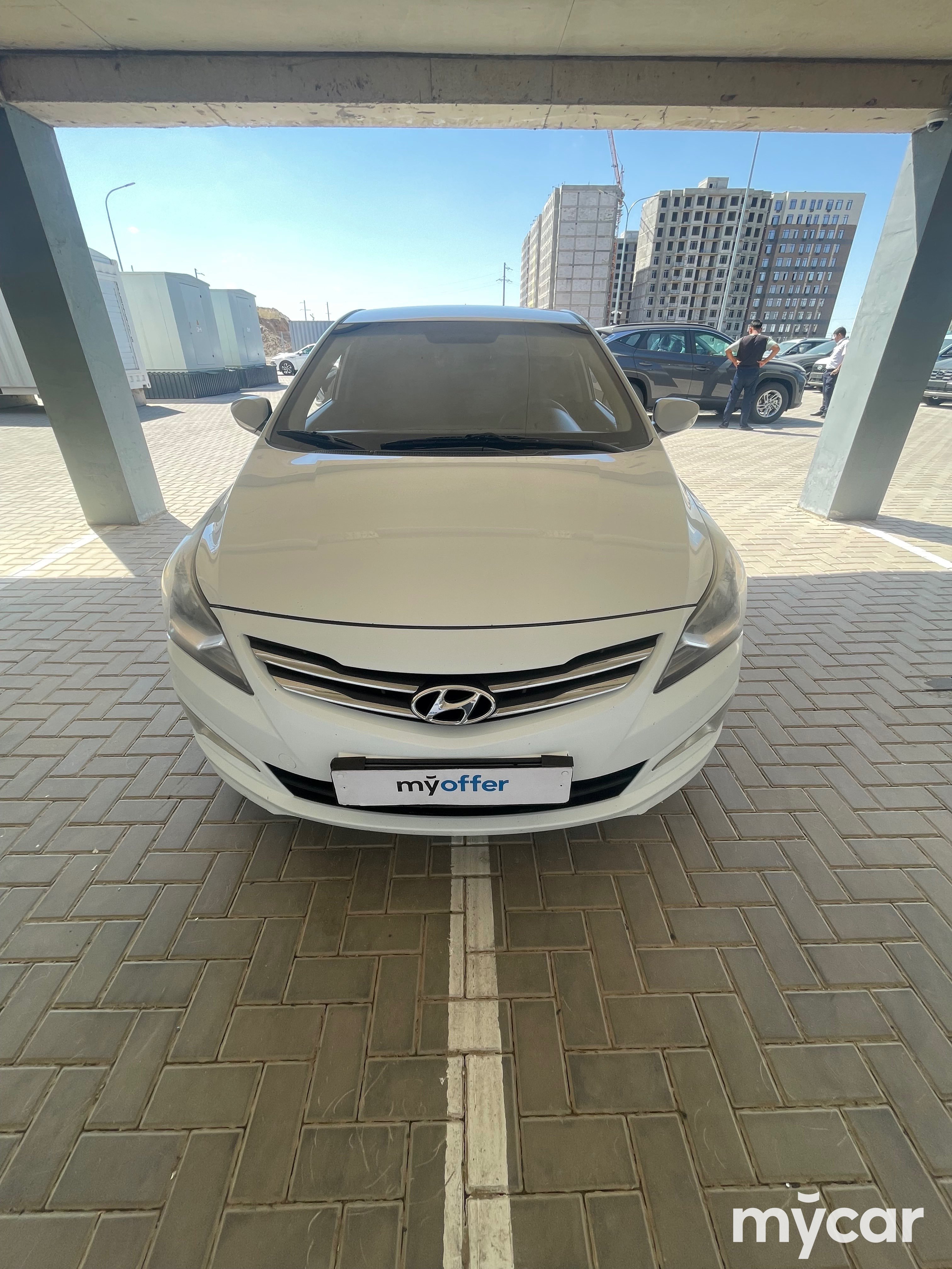 Hyundai Accent 2014