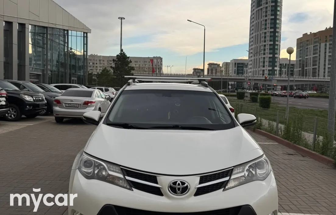Toyota RAV4 2014