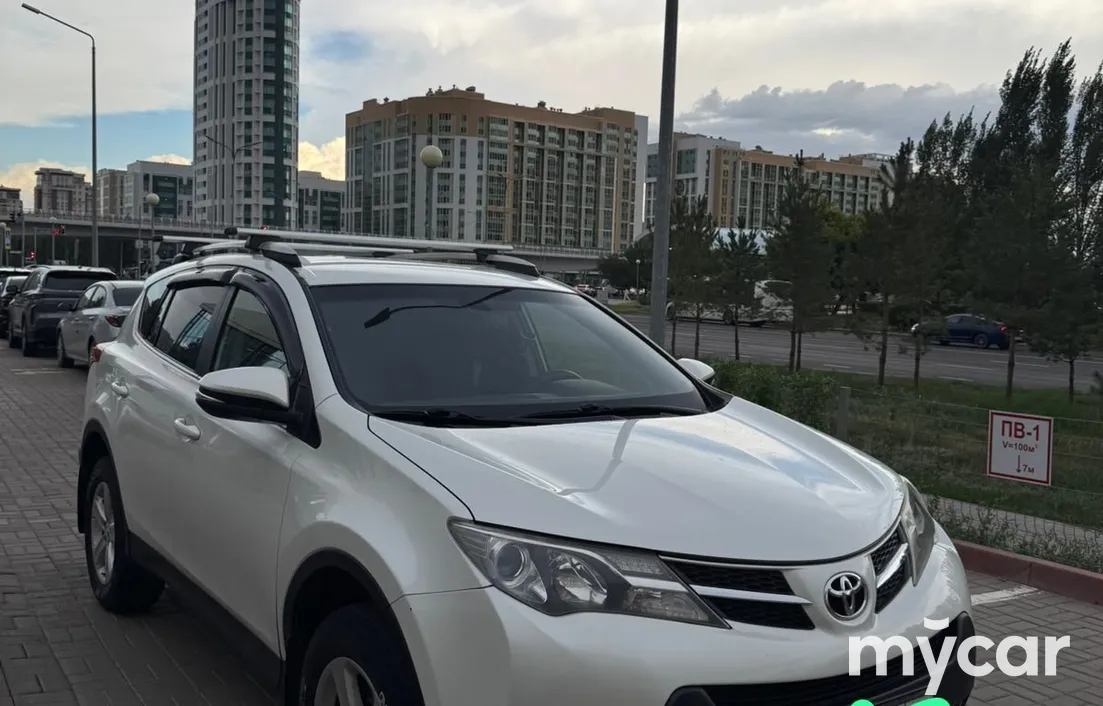 Toyota RAV4 2014