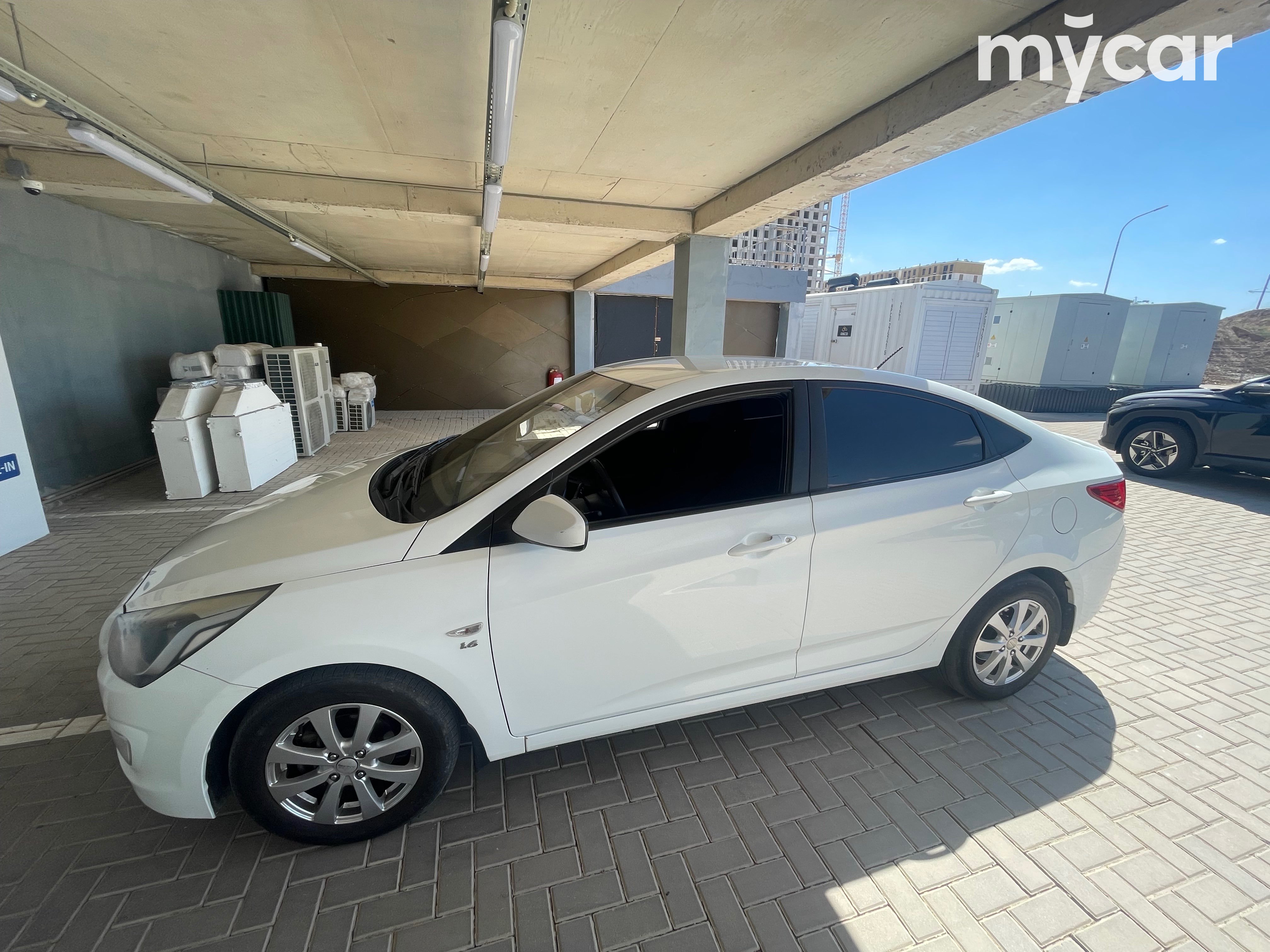 Hyundai Accent 2014