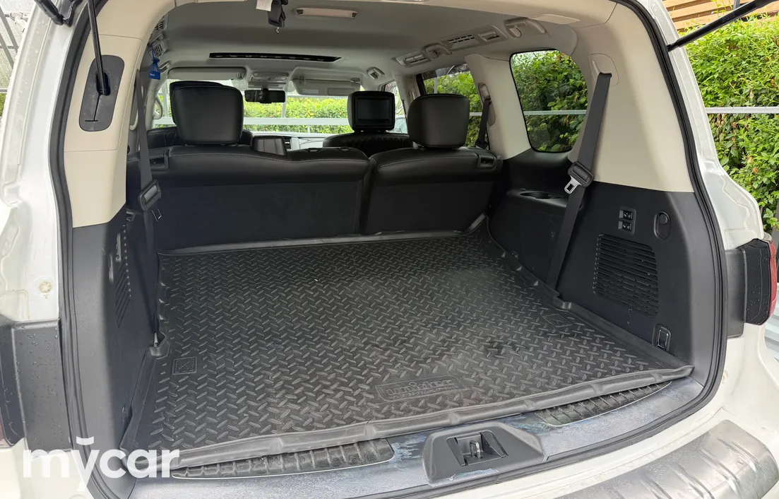Infiniti QX80 2019
