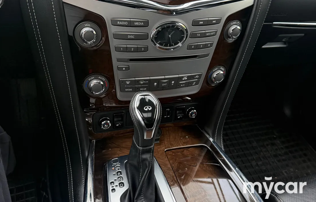 Infiniti QX80 2019