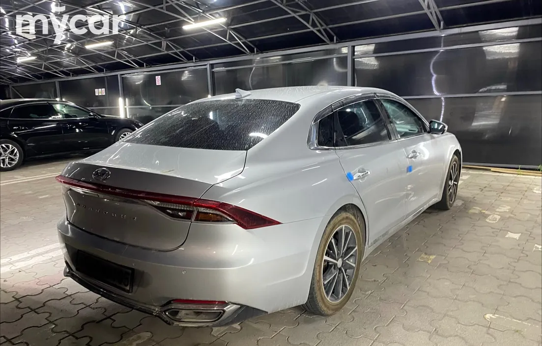 Hyundai Grandeur 2021