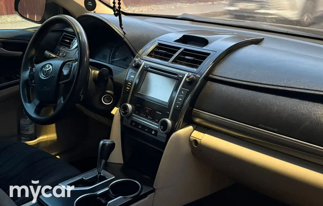 Toyota Camry 2012