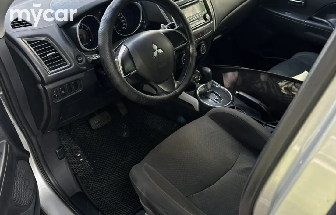 Mitsubishi ASX 2013