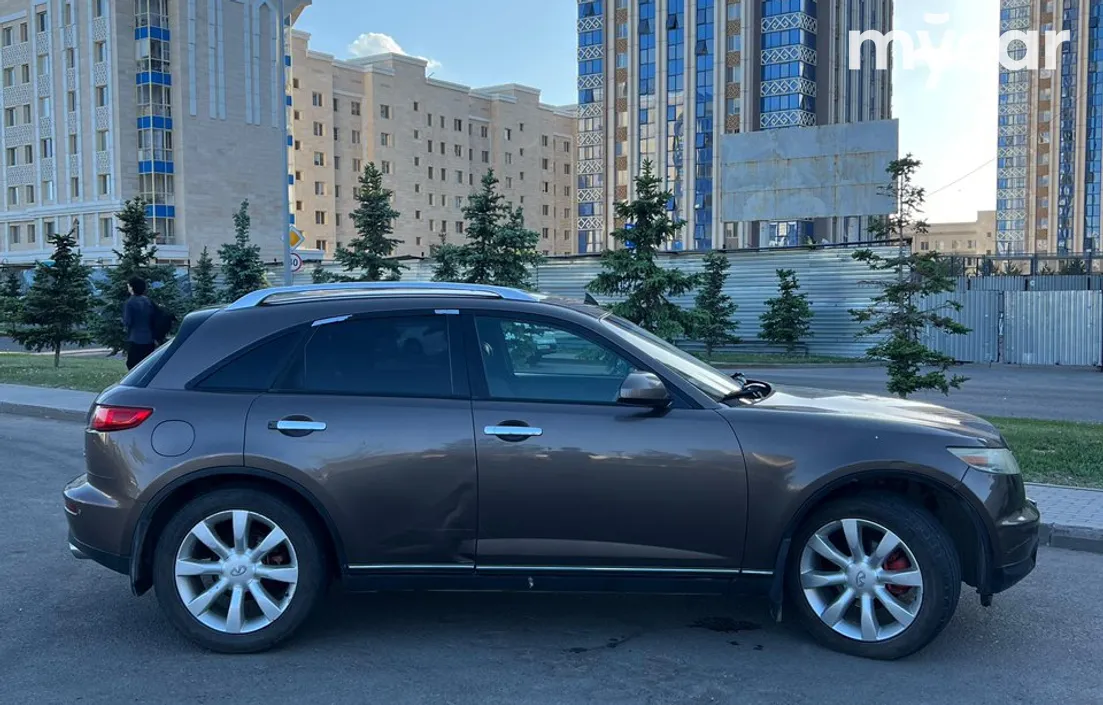 Infiniti FX 2003