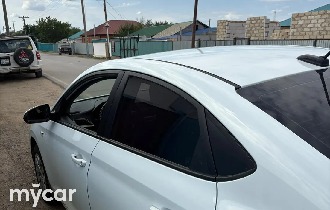 Hyundai Accent 2021