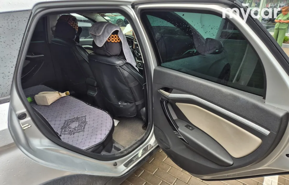 LADA Vesta SW Cross 2019