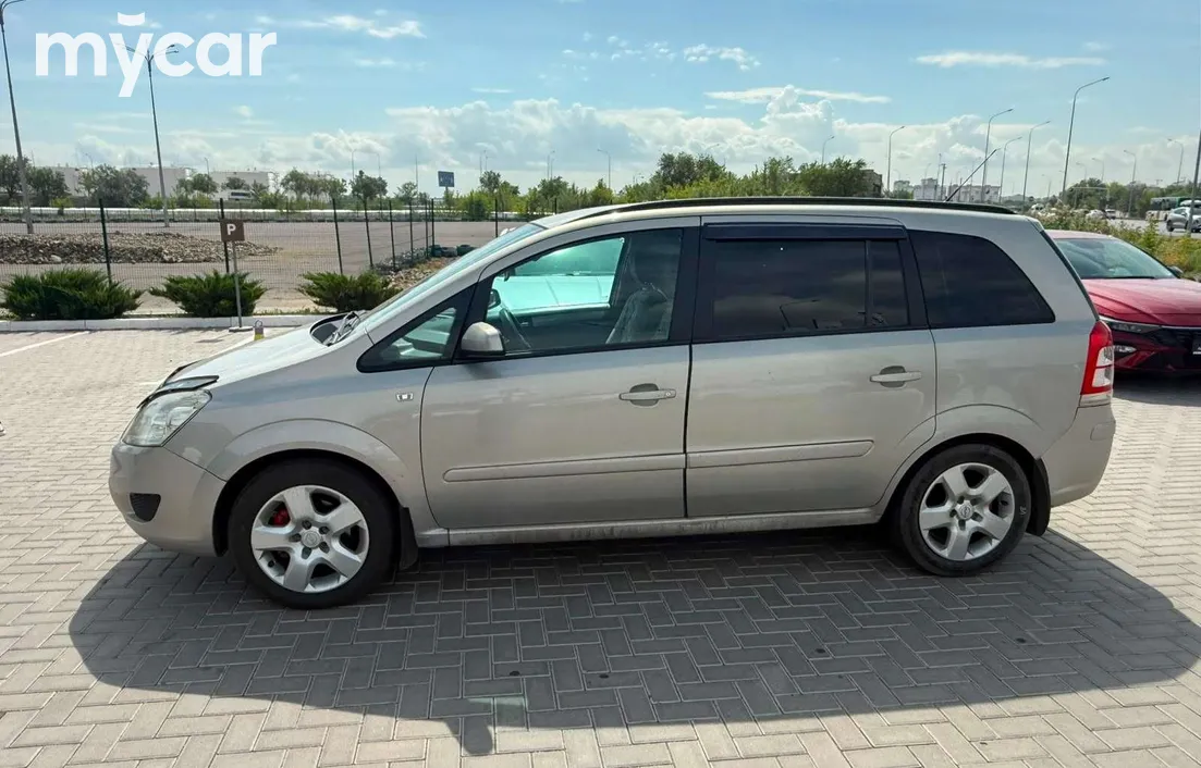 Opel Zafira 2008