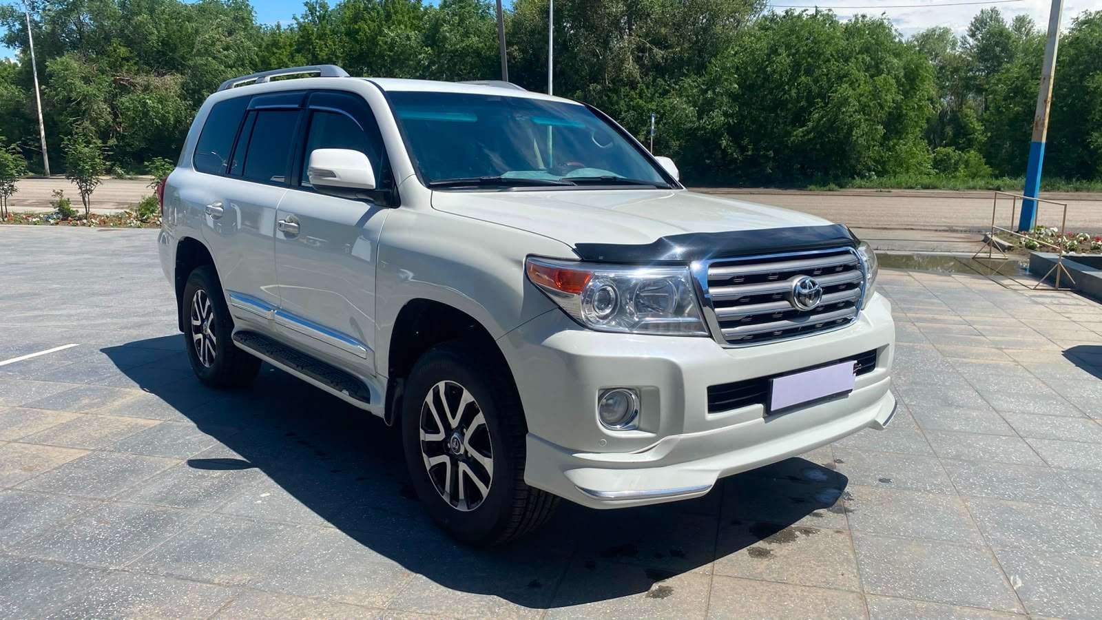 Toyota Land Cruiser 2014