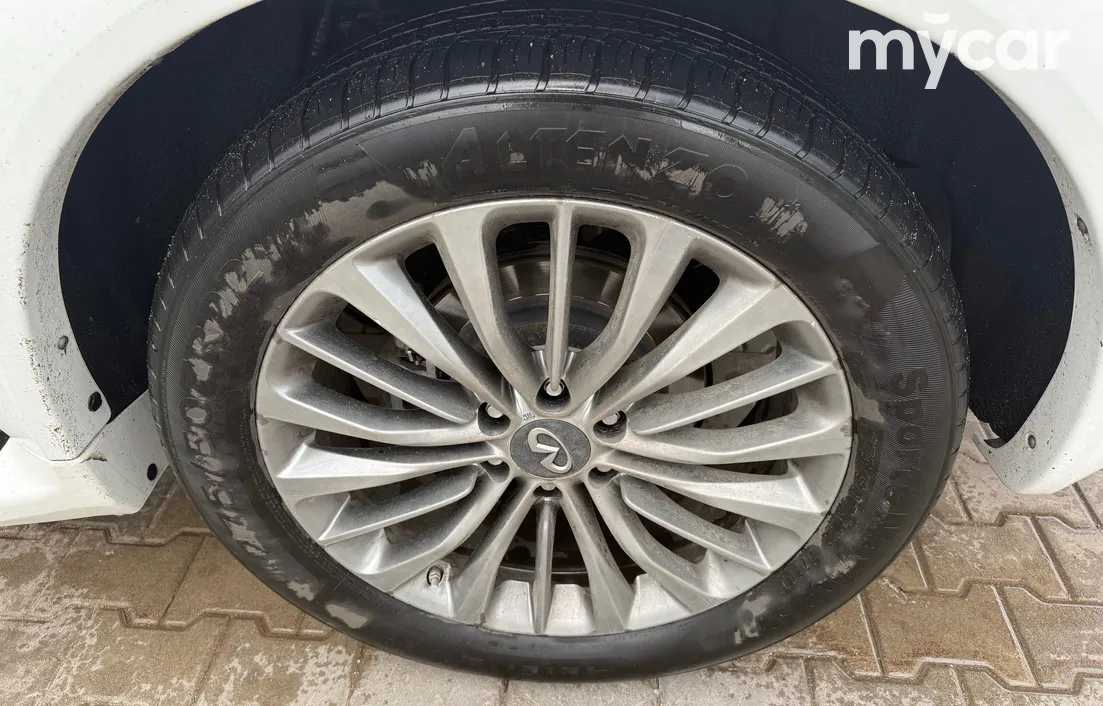 Infiniti QX80 2019