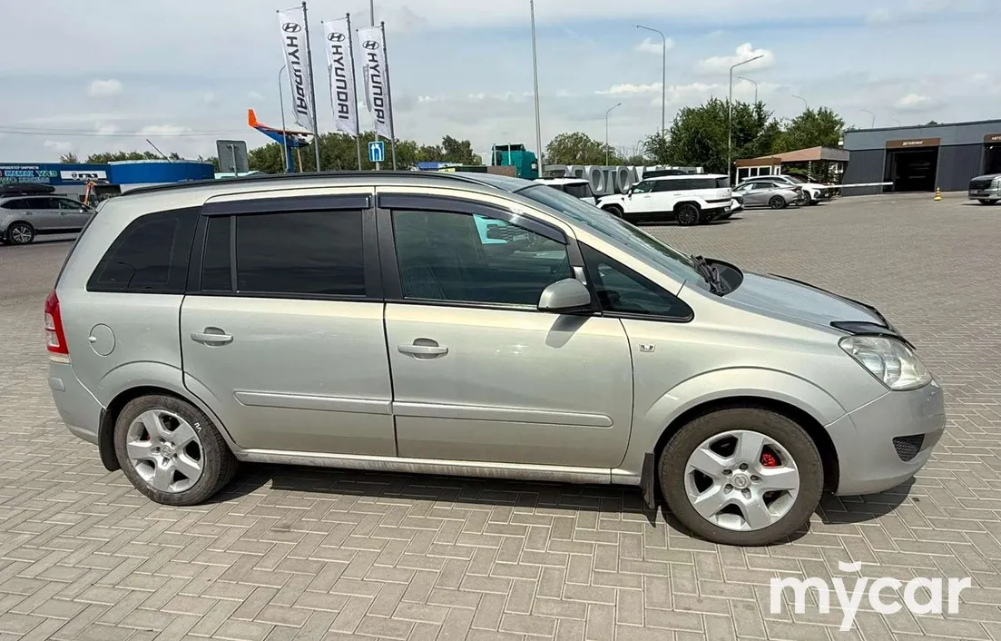 Opel Zafira 2008