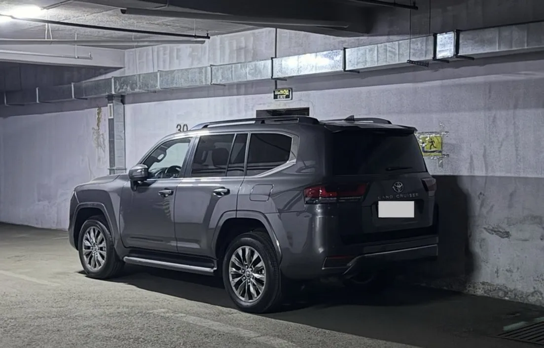 Toyota Land Cruiser 2023