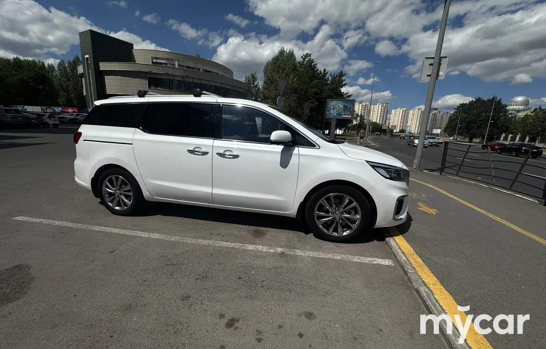 Kia Carnival 2019