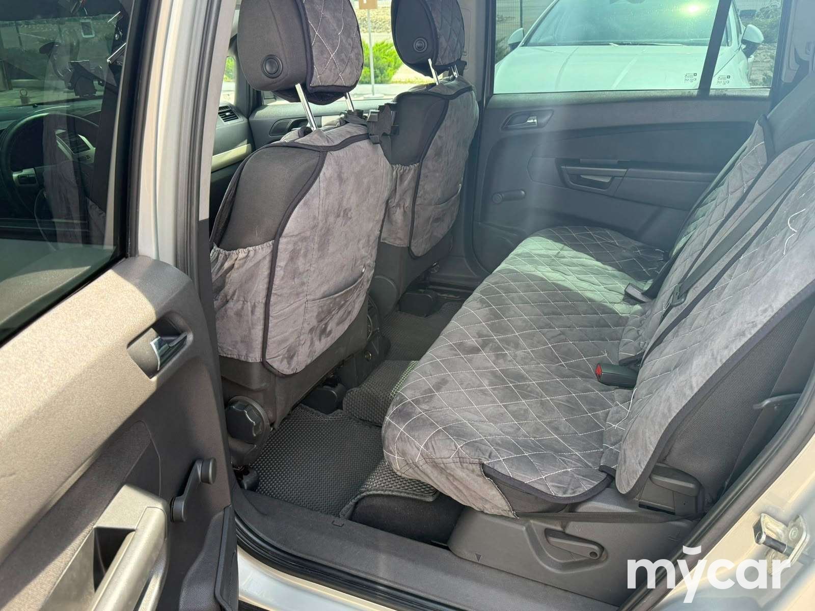 Opel Zafira 2008