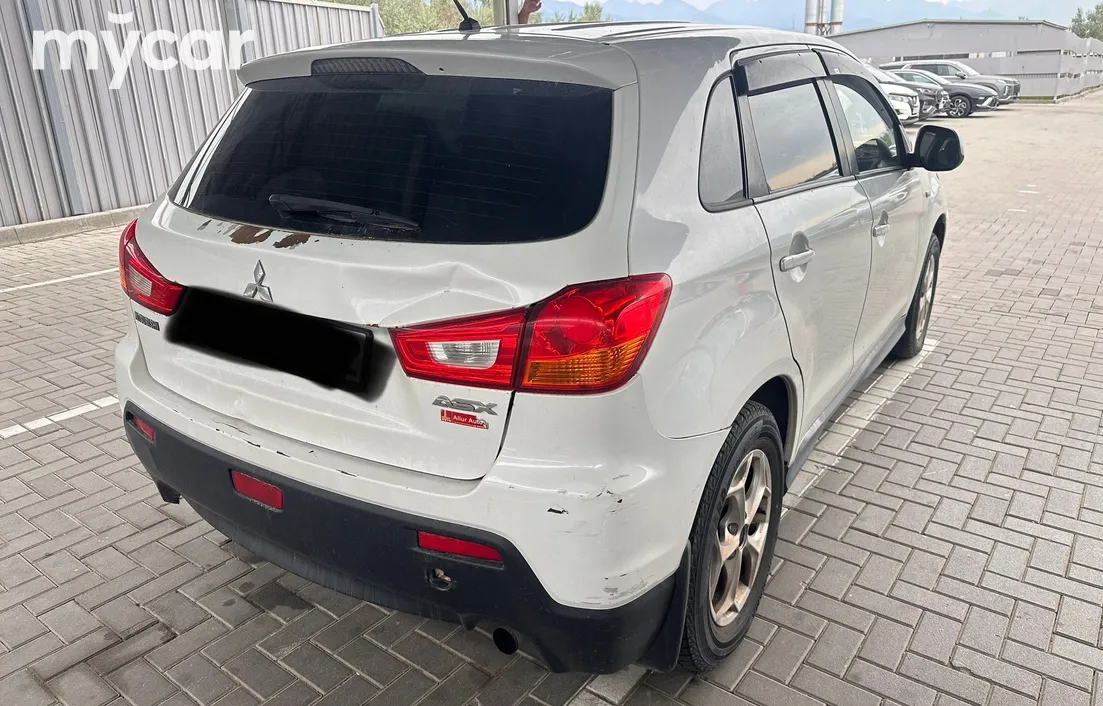 Mitsubishi ASX 2011