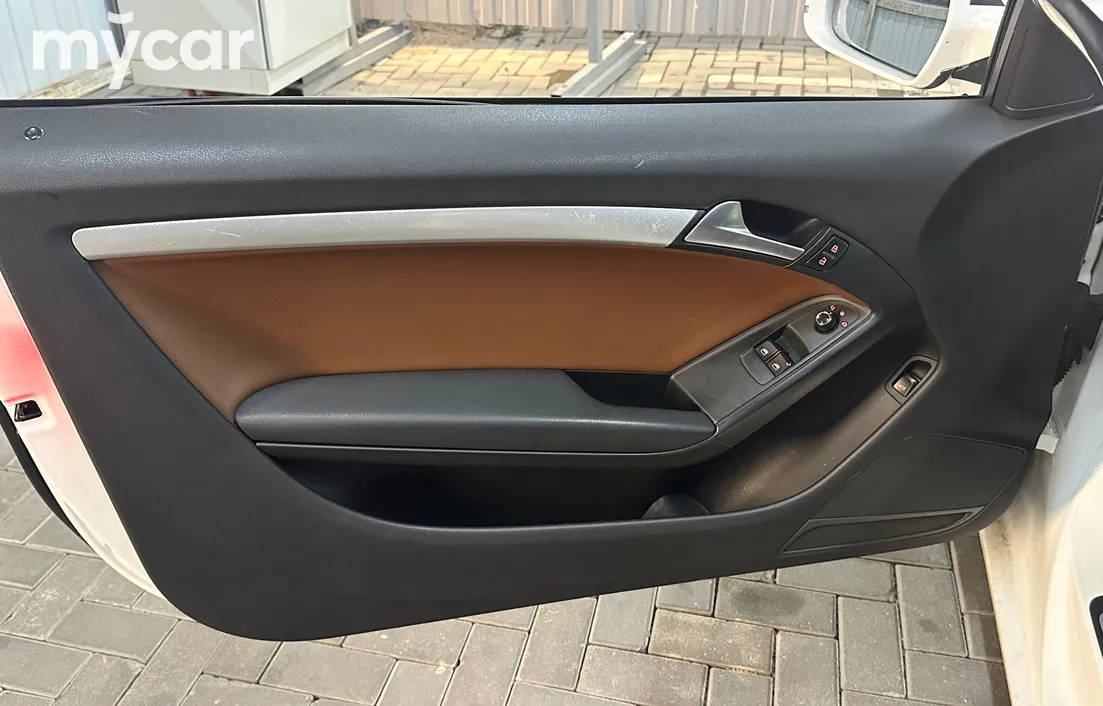 Audi A5 2011