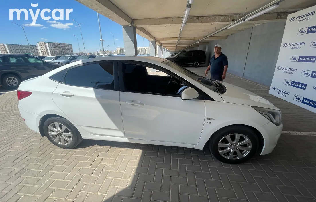 Hyundai Accent 2014