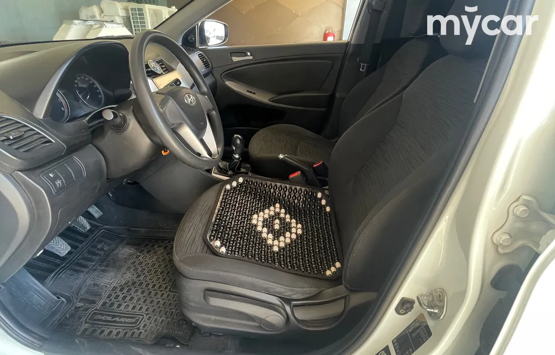 Hyundai Accent 2014