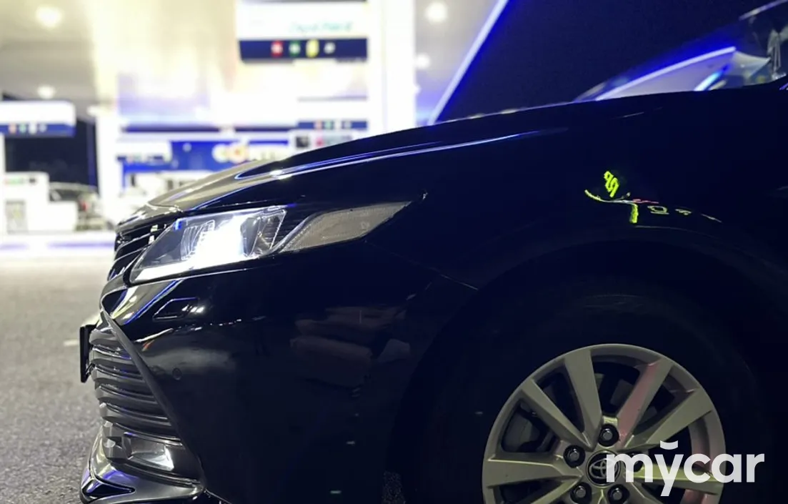 Toyota Camry 2021