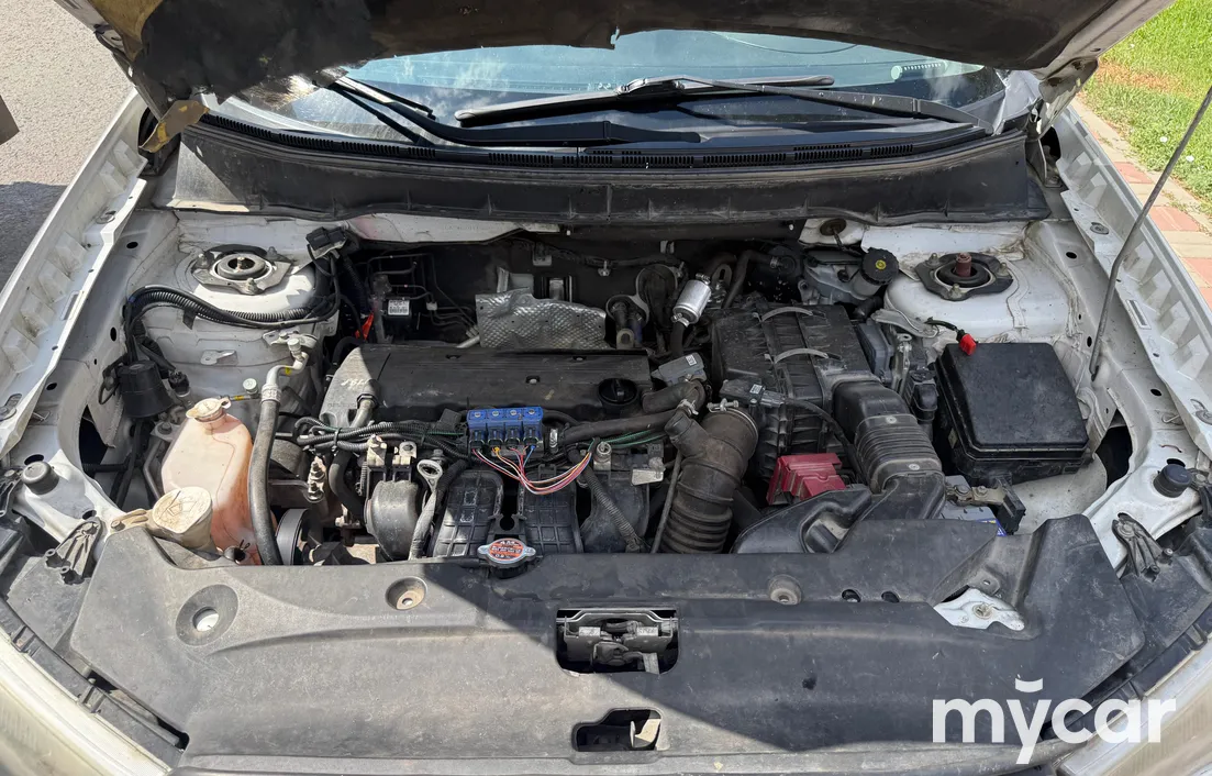 Mitsubishi Outlander 2011