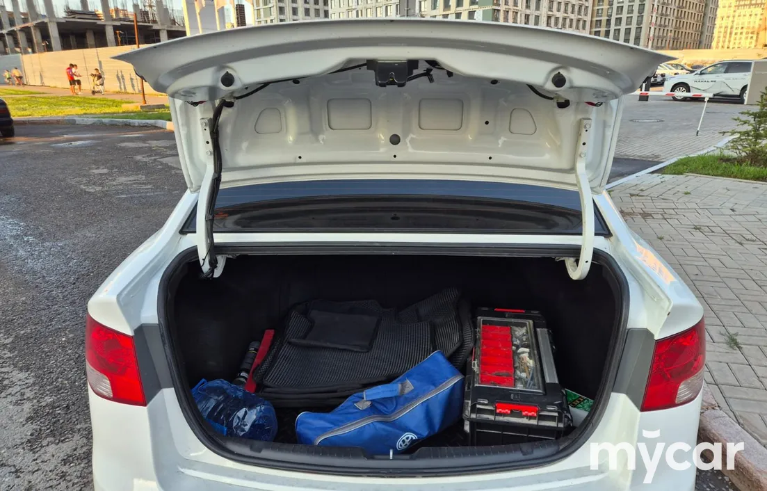 Kia Cerato 2011