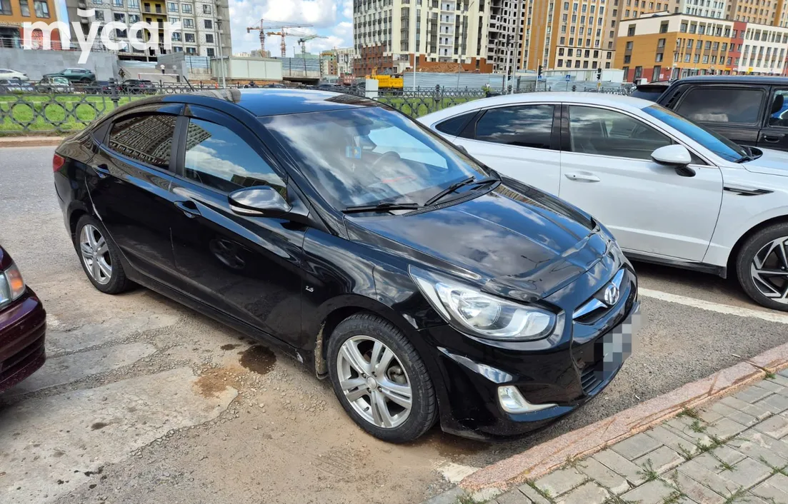 Hyundai Accent 2012