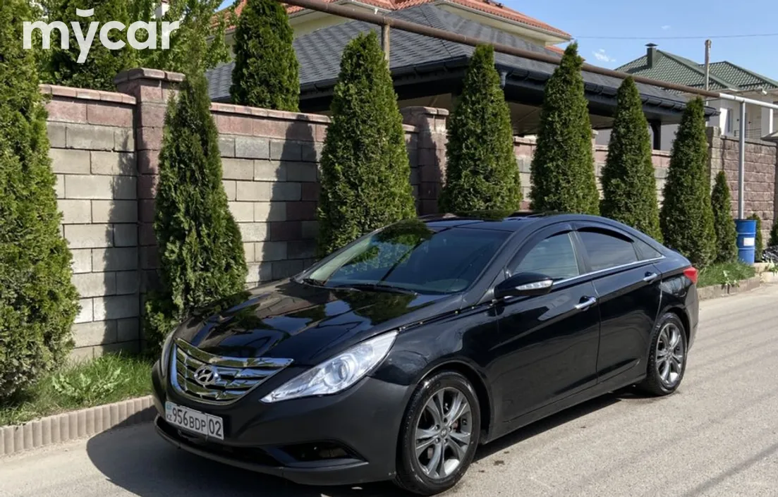 Hyundai Sonata 2010
