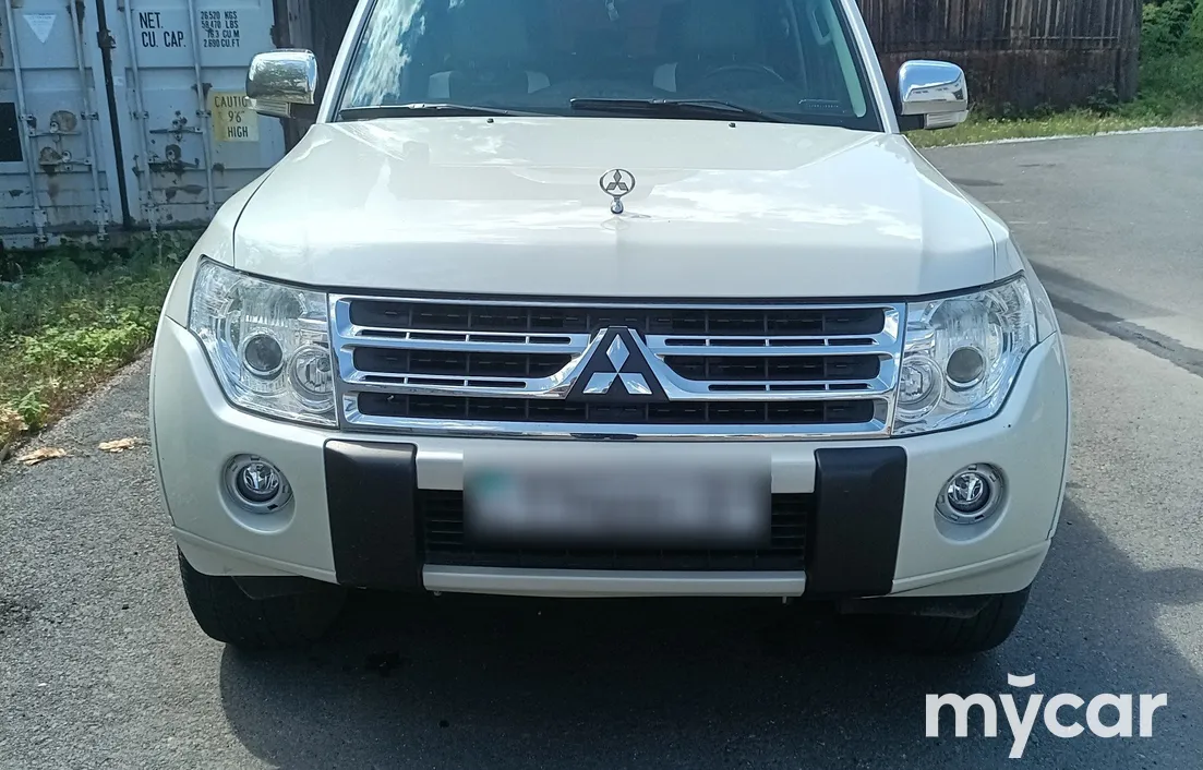 Mitsubishi Pajero 2013