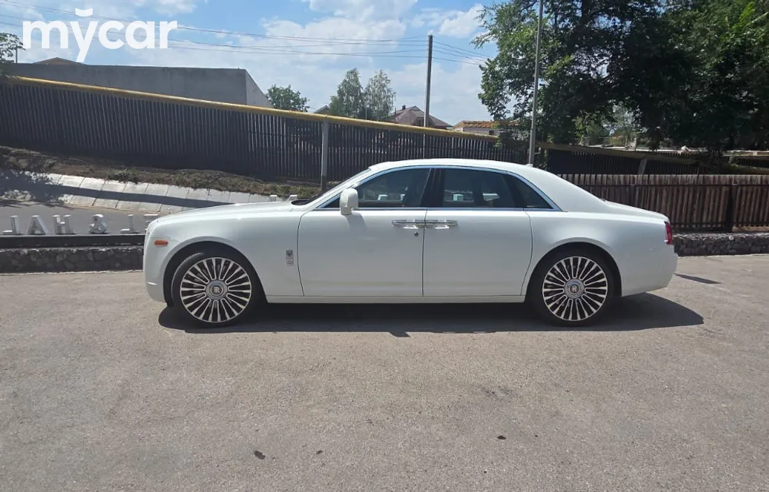 Rolls-Royce Ghost 2010