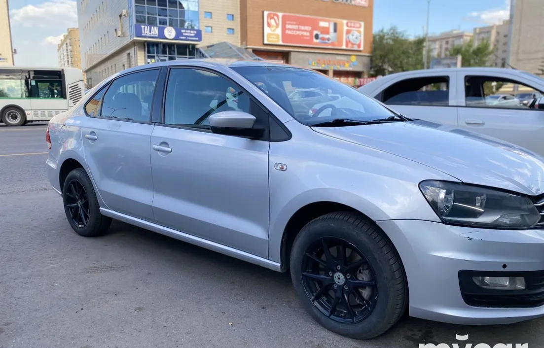 Volkswagen Polo 2016