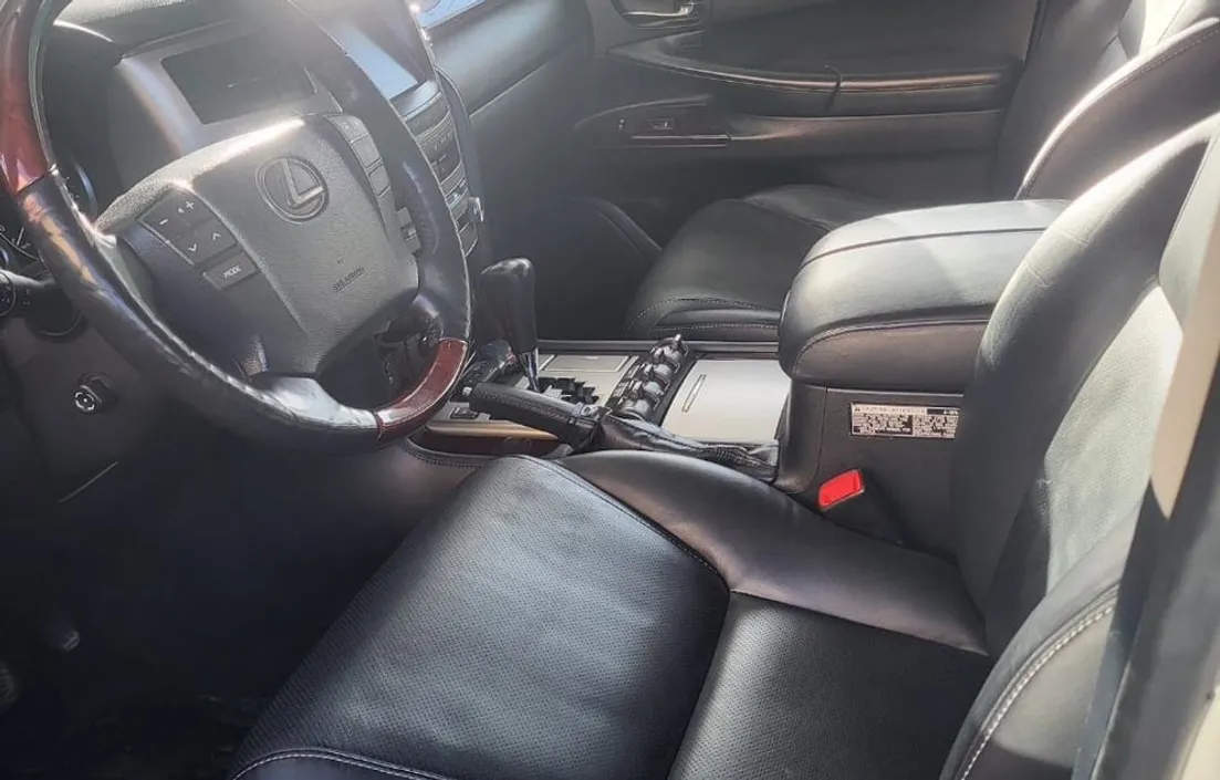 Lexus LX 2013