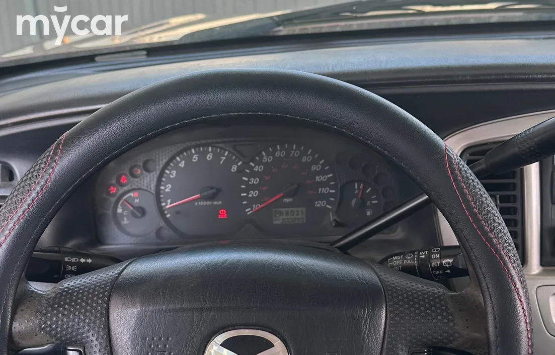 Mazda Tribute 2003