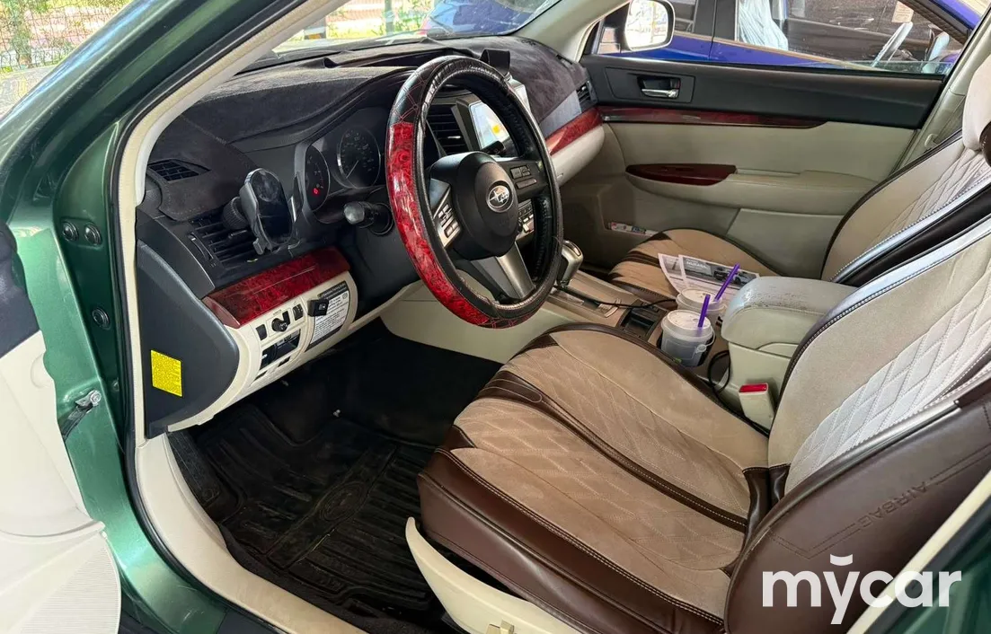 Subaru Outback 2011