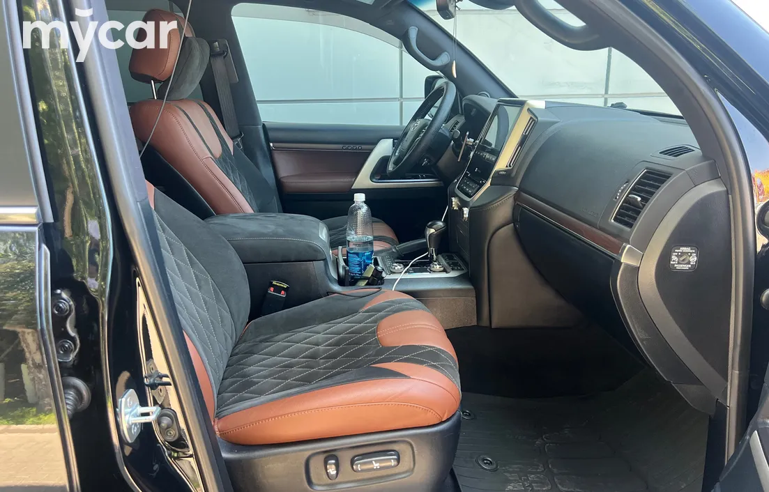 Toyota Land Cruiser 2020