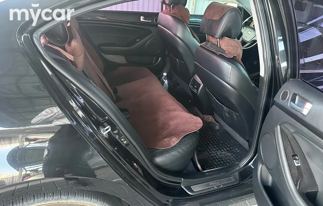 Kia K7 2012