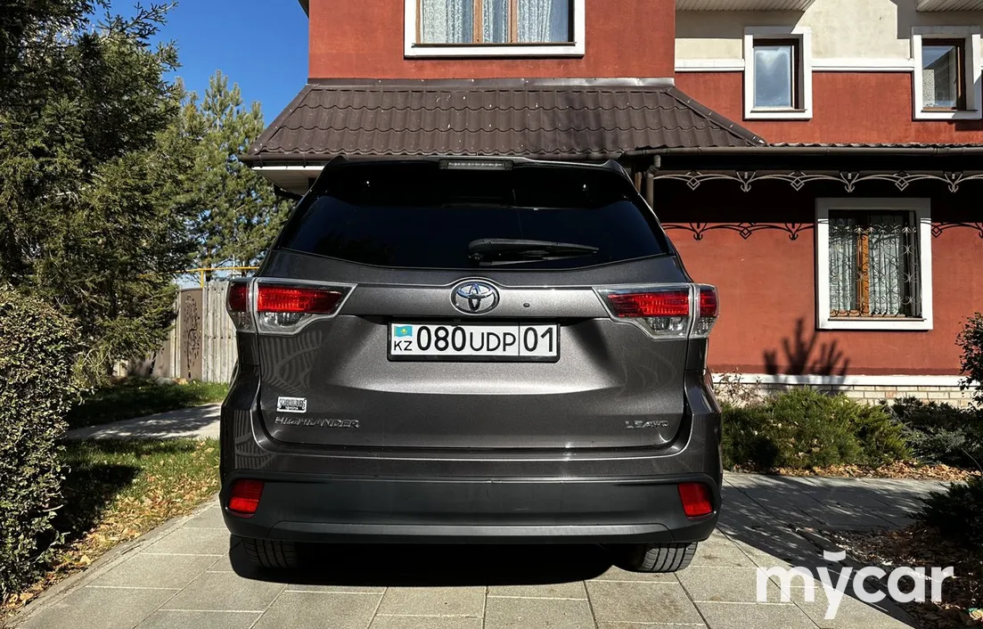 Toyota Highlander 2016