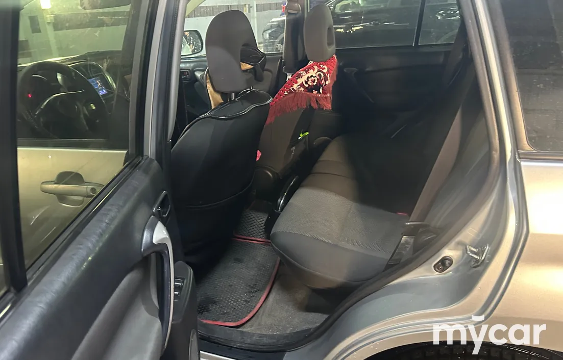 Toyota RAV4 2004