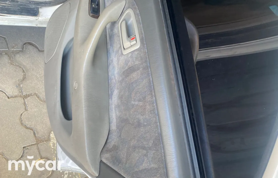Toyota Gracia 1998