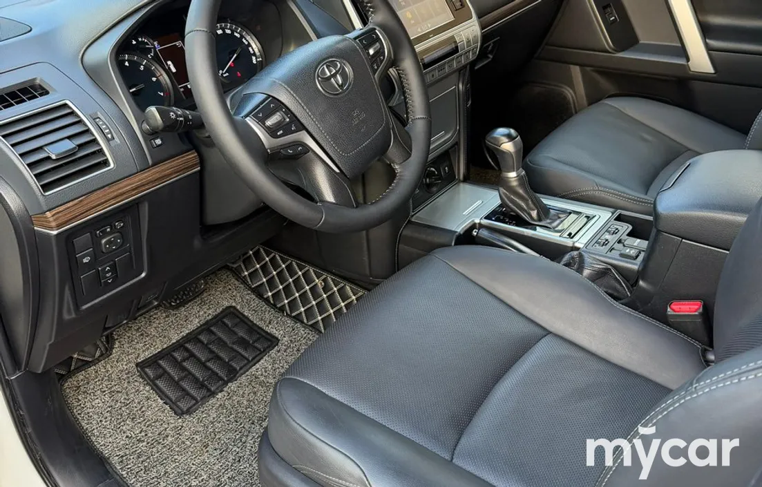 Toyota Land Cruiser Prado 2020