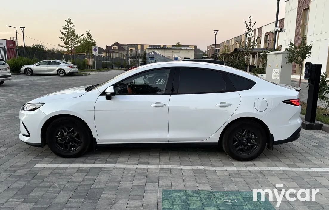 BYD Seal 05 2025