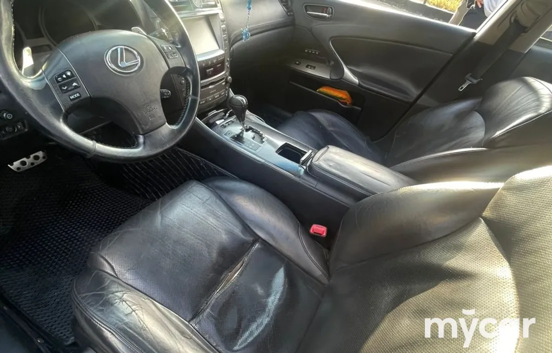 Lexus IS 2008
