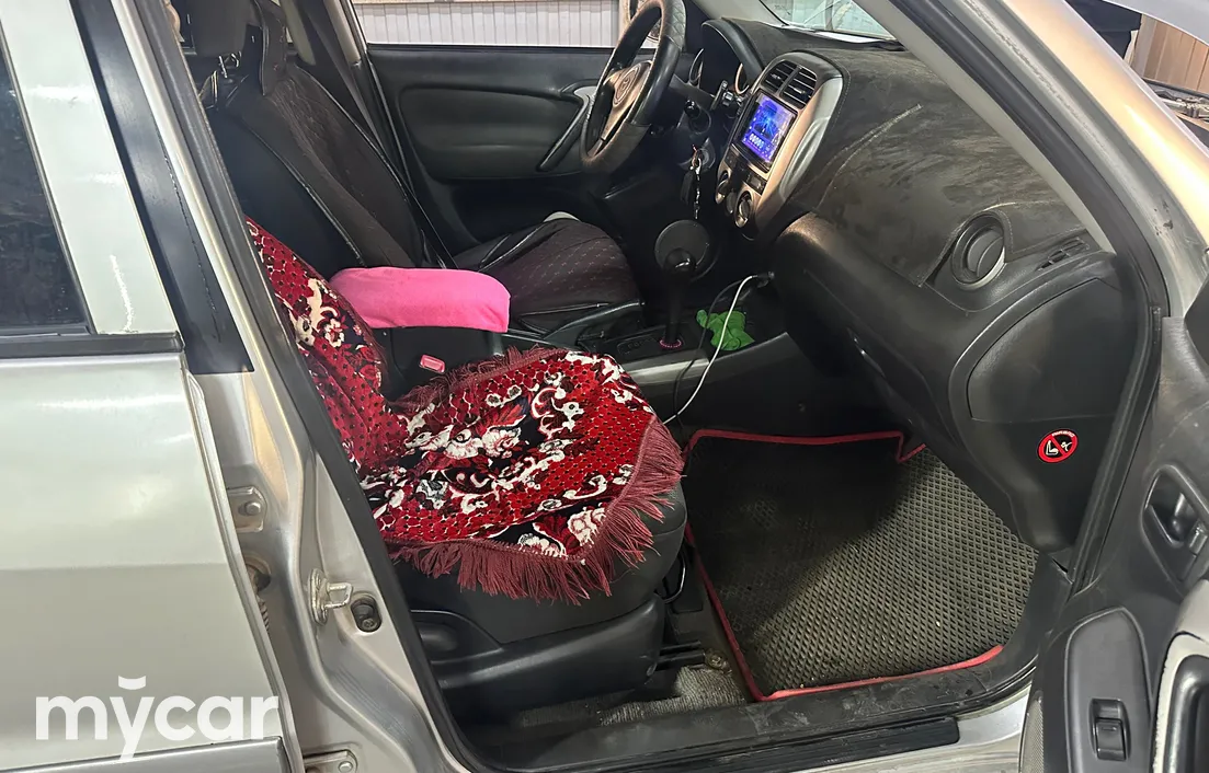 Toyota RAV4 2004