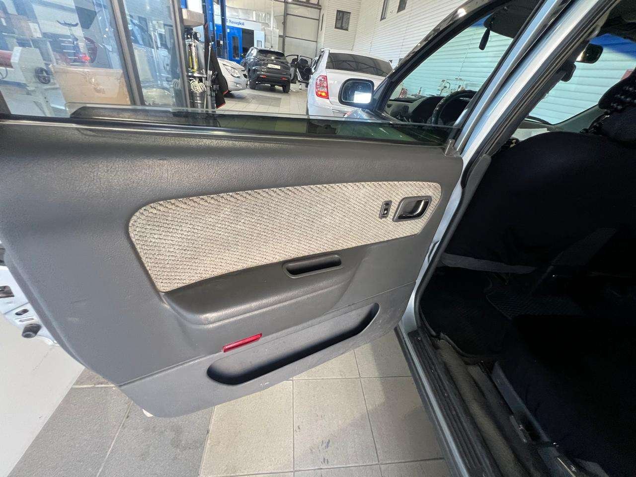 Mitsubishi Space Wagon 1992