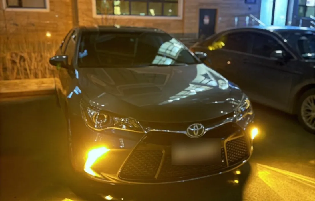 Toyota Camry 2016
