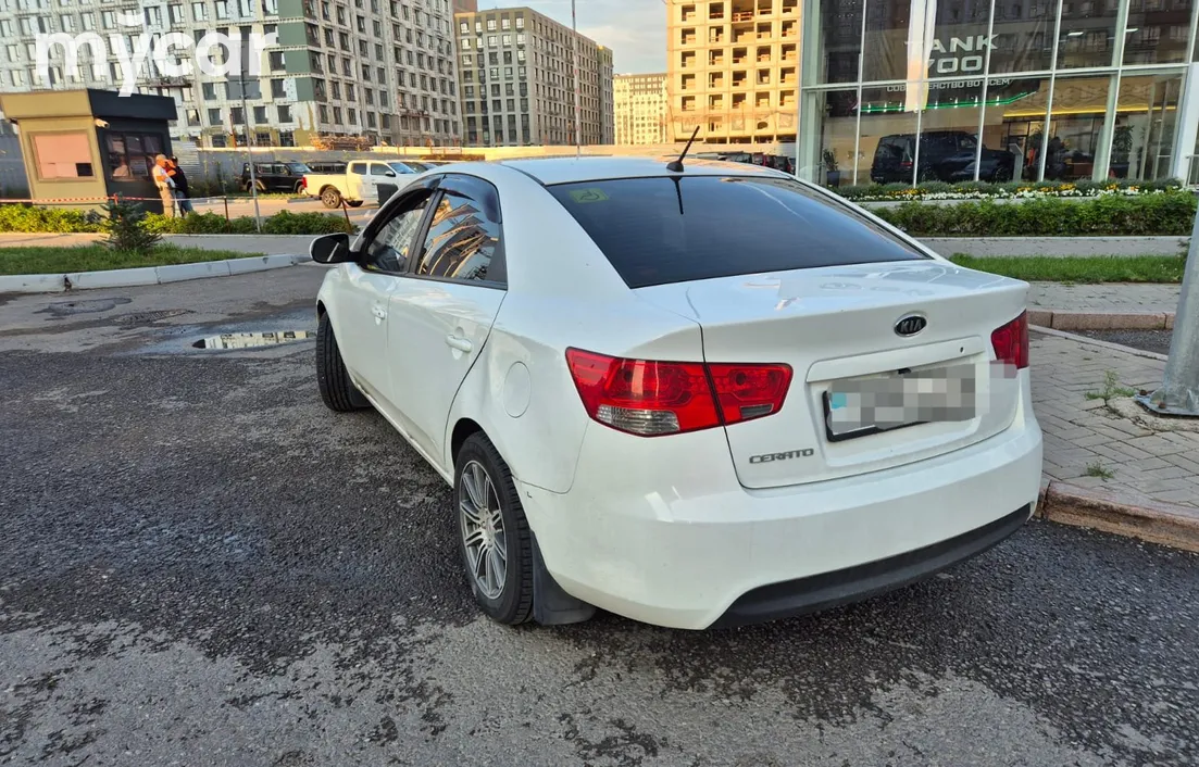 Kia Cerato 2011