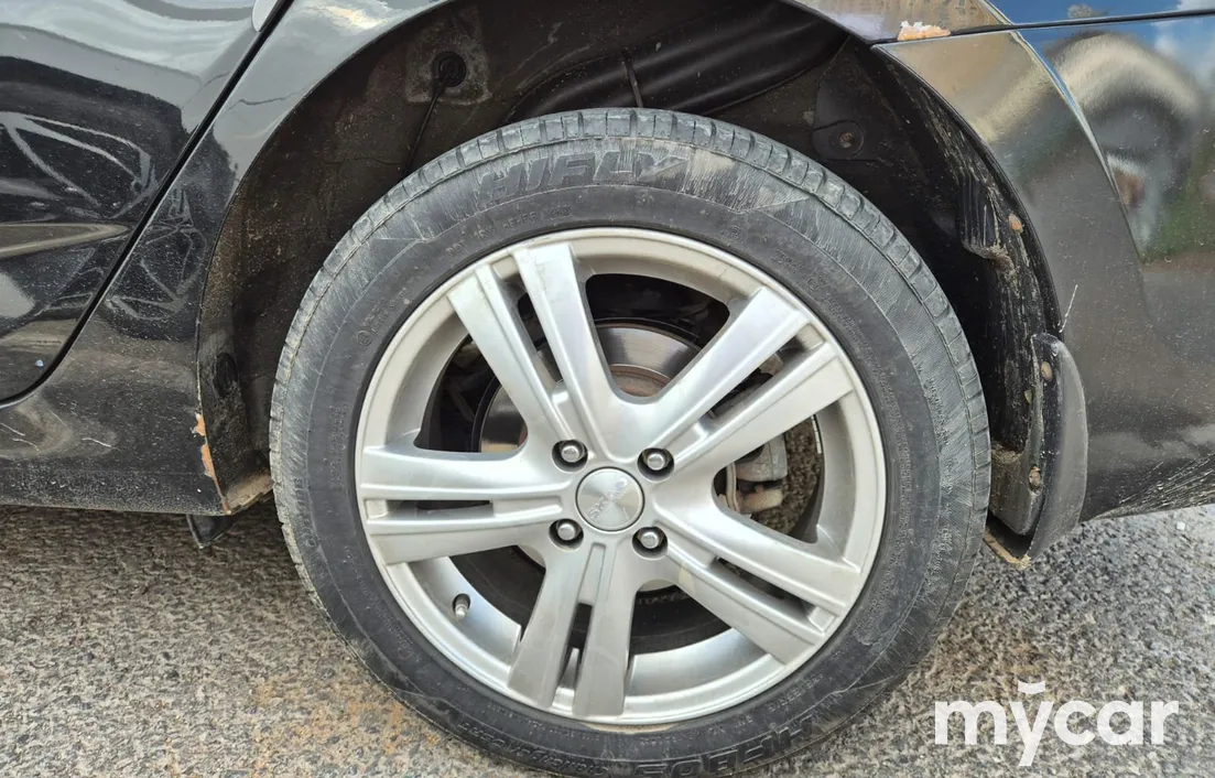 Hyundai Accent 2012