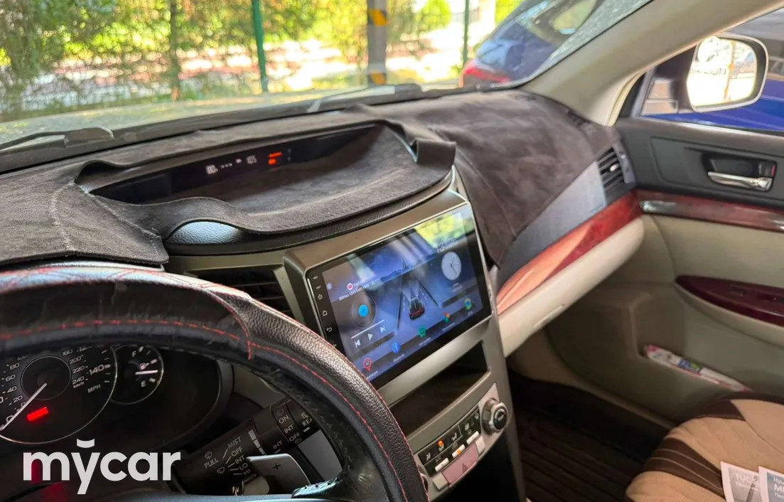 Subaru Outback 2011