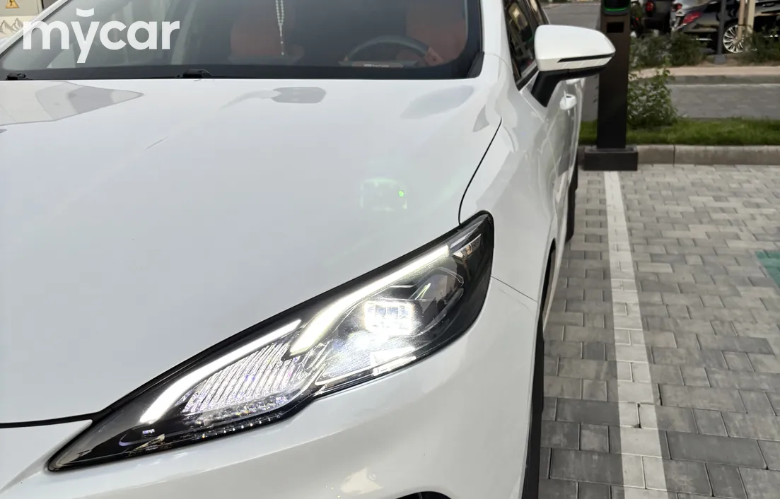 BYD Seal 05 2025